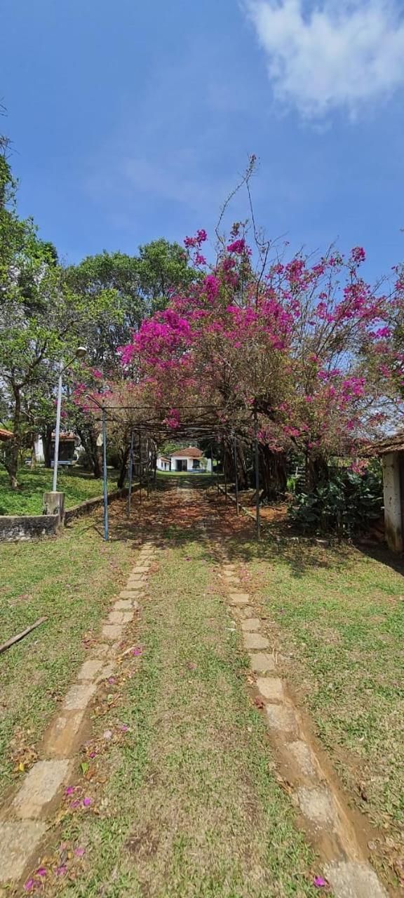 Pousada Sino Dos Ventos Sao Sebastiao do Rio Verde Экстерьер фото